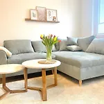Hexenlandeplatz Apartment *